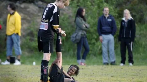 Luleå Fotboll grinar illa. Enligt uppgifter till NSD ska klubben lägga ner herrlaget och dra sig ur division III.