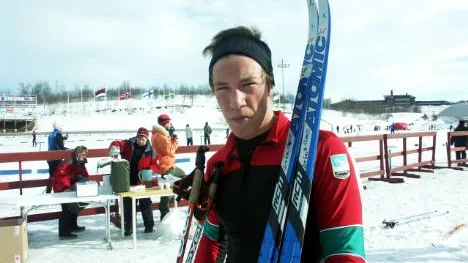 Jim Åhl är en av många lovande åkare från Norrbotten. 19-åringen siktar på en plats i JVM till våren.