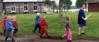 ...men arbetarbaracken är rivningshotad