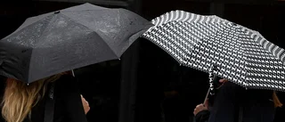Behåll paraplyet några dagar