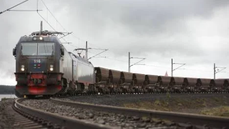 Den planerade gruvbrytningen i Svappavaara gör att LKAB behöver ännu fler malmvagnar av den nya större modellen F050. 74 nya exemplar är beställda, vilket ger mer jobb för Kiruna wagon i Kiruna. FOTO: FREDRIC ALM