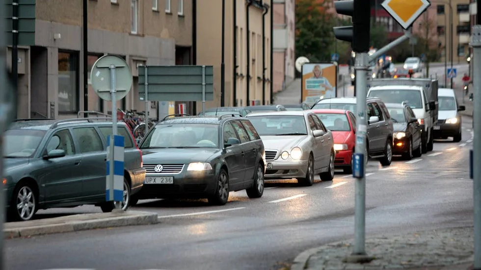 Djurgårdsgatan. Linköping har mycket att vinna på färre bilar i centrum, anser Claes Thulin.