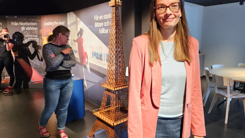 Lisette Mikaelsson, platschef på SSAB, klippte bandet och invigde det nya showroomet.
