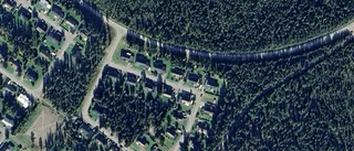 Huset på Rönnbärsstigen 7 i Malå har bytt ägare två gånger sedan 2022