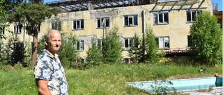 KRAV: Riv rucklet i Jörn • ”Både huset och poolerna är farliga”