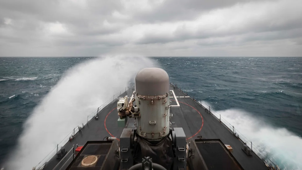 Om 30 procent av global kommersiell containertrafik går genom Röda havet, går hela 50 procent genom Taiwansundet. Av EU:s totala handelsvolym passerar 40 procent sundet årligen, skriver Klement Gu, Taiwans representant i Sverige.