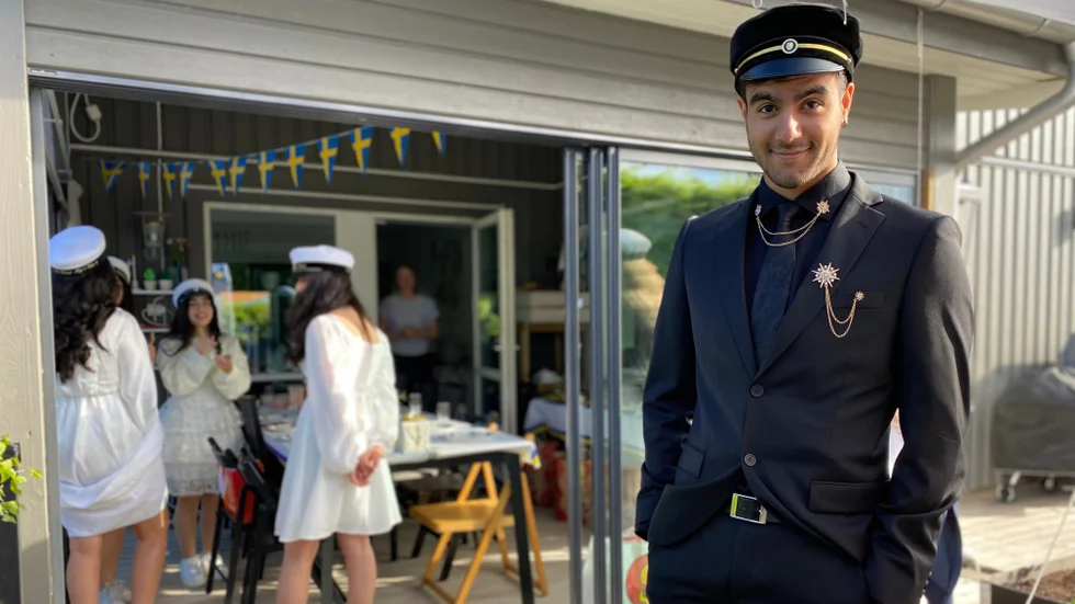 Ronny Insel har valt en annorlunda studentmössa.