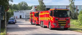 Slirande remmar orsakade brand i fabrik