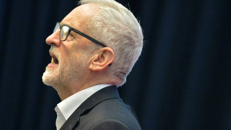 Labour, med partiledaren Jeremy Corbyn, gjorde ett katastrofval med de sämsta siffrorna sedan 1935.