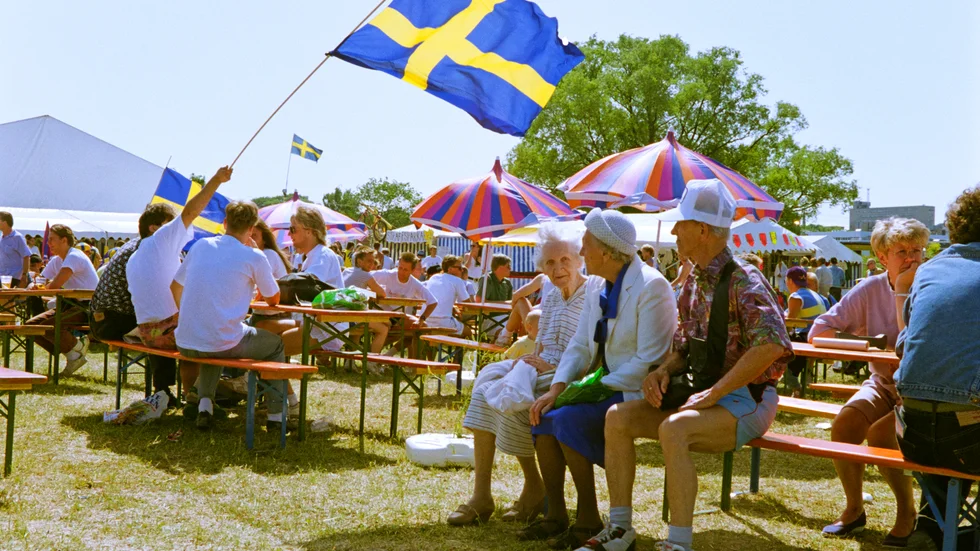 "Pensionssystemet borde ha någon sorts regel om hur många år man måste arbeta för att få ut full pension. Säg att det ska vara 40 eller 45 år. Då kan den som börjar arbeta vid 20 års ålder gå i pension vid 60 eller 65. Medan den som börjar arbeta vid 30 får fullt uttag först vid 70 eller 75 års ålder."