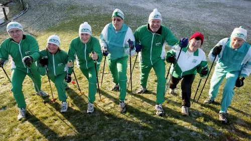 Sya-entusiaster som ska åka Vasaloppet iKina. Från vänster: Lars Grenberger,Henny Alsén, Britt Fungbrandt, BrunoLindström, Karl-Gustav Danielsson,Gunvor Johansson och Bernt Johansson.Bild: JAN CHRISTER PERSSON