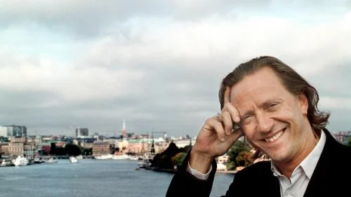 Musikern Mats Ronander fyller 50 år den 1 april. Äntligen ska han bli vuxen. Bild: PRESSENS BILD