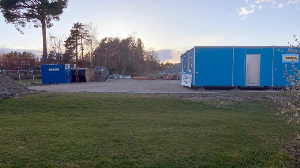 En kabeltrumma stals från en byggarbetsplats i Finninge, vilket förbryllar målsägaren Lykils representant Magnus Löfberg. "Vet de verkligen vad de tog?", undrar han.