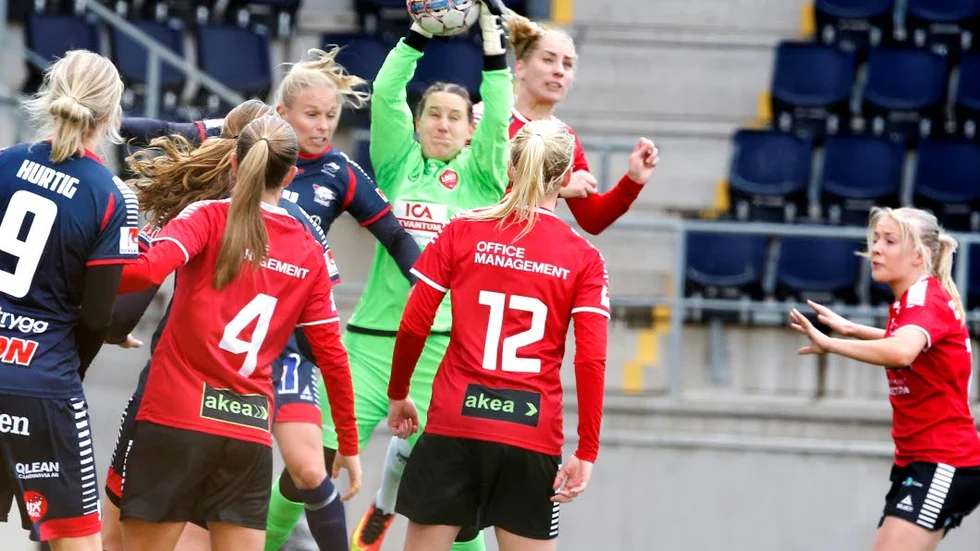 Vadstenatjejen Emma Lind byter Malmölag i damallsvenskan, från LB07 till topplaget FC Rosengård.
