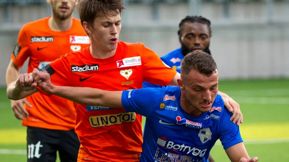 Ilir Terbunja i möte mot Sylvia - kommande säsong spelar han för Norrköpingslaget.