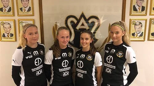 Lina Westerlund, Josefin Pettersson, Stina Westerdahl och Filippa Berger.