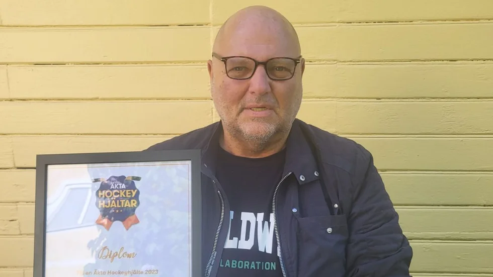 Bakom utmärkelsen som Anders Grentzelius fått står spelbolaget Betssons Idrottsfond och Christian "Fimpen" Eklund. 