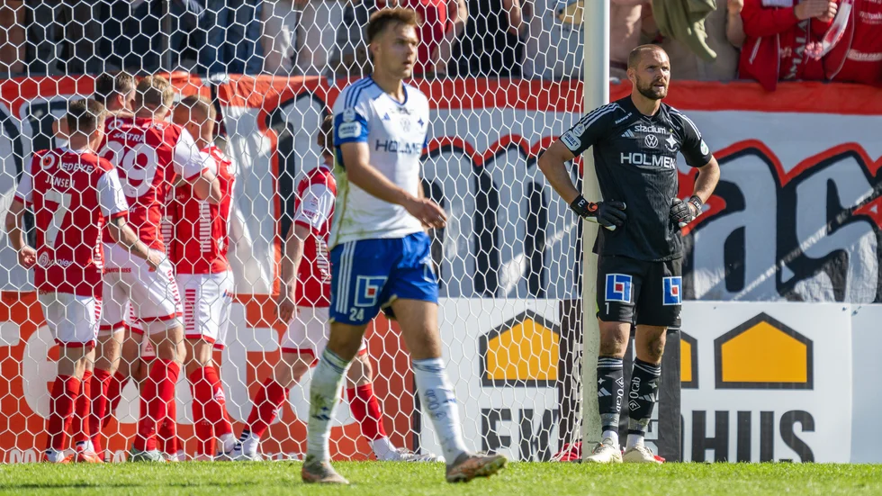Ny smäll för IFK Norrköping. Anton Eriksson och Oscar Jansson fick se Kalmar vända och vinna tack vare två mål i slutminuterna.