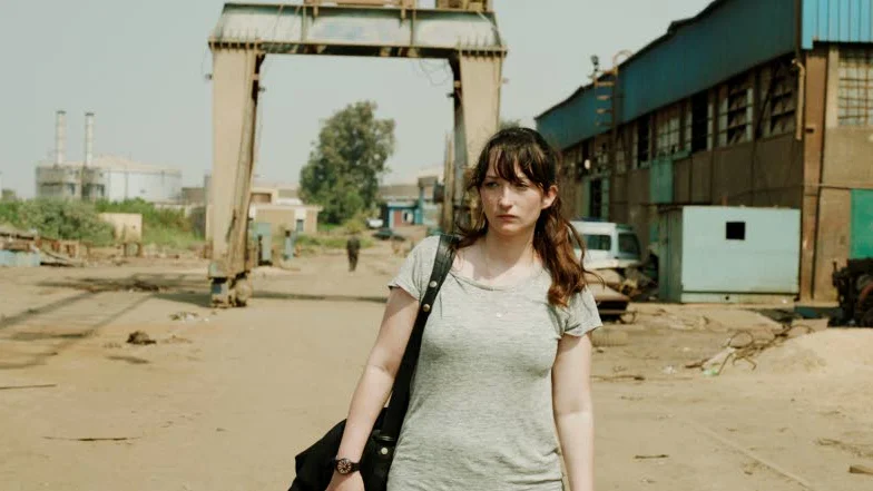 Stine Fischer Christensen spelar huvudrollen i Axel Peterséns första film efter kritikersuccén "Avalon". "Under pyramiden" är bland annat inspelad i Israel.