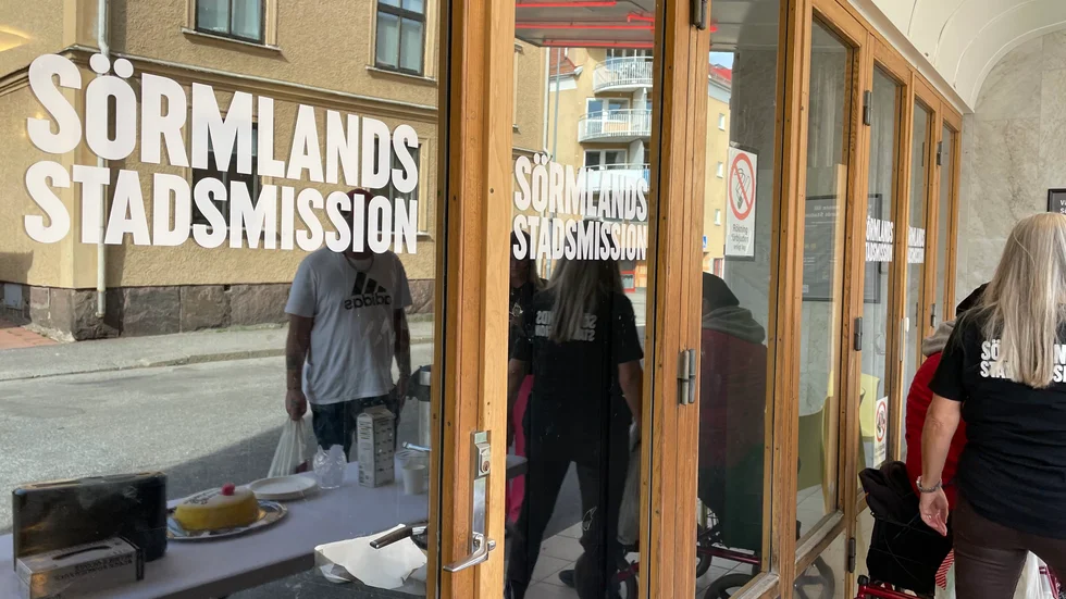 Sörmlands stadsmission erbjuder verksamheter för stans socialt utsatta och på Brunnsgatan finns både natthärbärge och mötesplats på dagtid.
