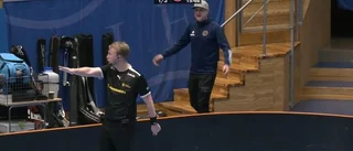 "Hur fan kan han komma undan i match efter match"