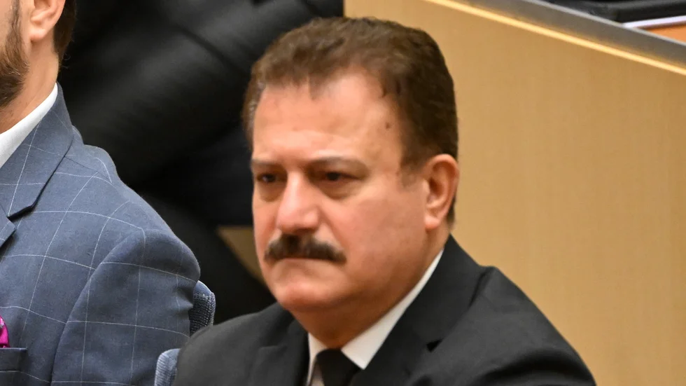 Socialdemokratiske riksdagsledamoten Jamal El-Haj har nu utmärkta möjligheter att rentfå sitt namn.