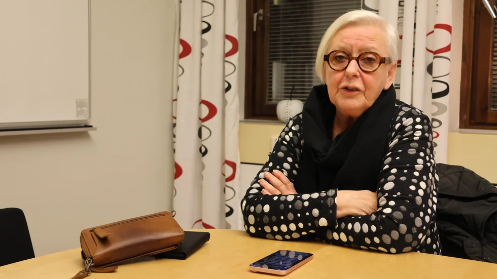 "Vi vill in i det längsta undvika att säga upp personal, säger Eva Berglund (S).