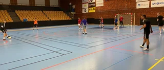 TV: Se Maif och Boren genrepa - snack med Silka