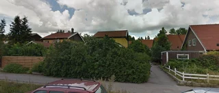 Huset på Nyponstigen 16 i Strängnäs sålt för andra gången på noll år