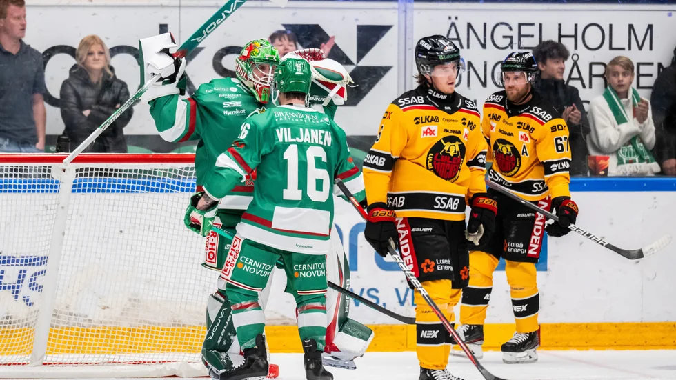 Rögle jubladet efter matchen och kalixsonen Christoffer Rifalk   höll nollan.