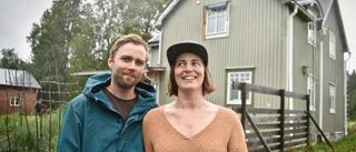 Joel and Cecilia apply to open an eco-friendly DIY store.