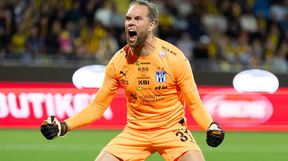 230802 Goalkeeper Nils Jonatan Johansson of Klaksvik celebrates after saving a penalty shot during the UEFA Champions League qualification match between BK Häcken and Klaksvik on August 2, 2023 in Göteborg. 
Photo: Michael Erichsen / BILDBYRÅN / COP 89 / MI0516