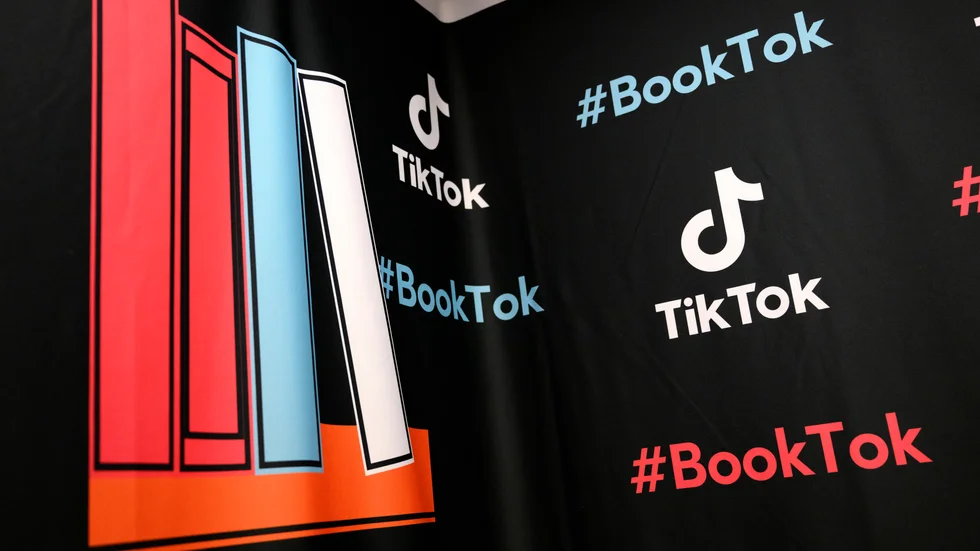 Genren romantasy är enormt på #Booktok. Arkivbild.