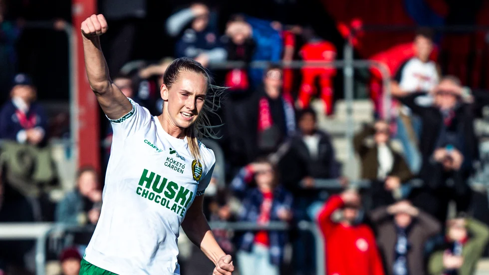 Ellen Wangerheim jublar efter ett av sina mål mot Rosengård i den senaste omgången. På lördag ställs Hammarbys supertalang mot Emma Östlund och de andra LFC-försvararna. 