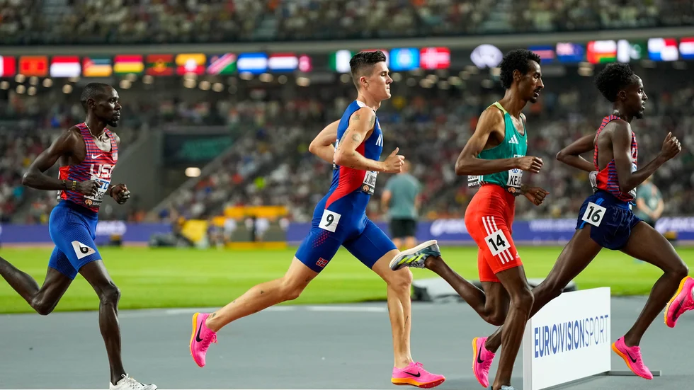 Jakob Ingebrigtsen (nummer 9).