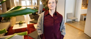 Ebba Schwans första arbetsvecka – då brakade allt loss