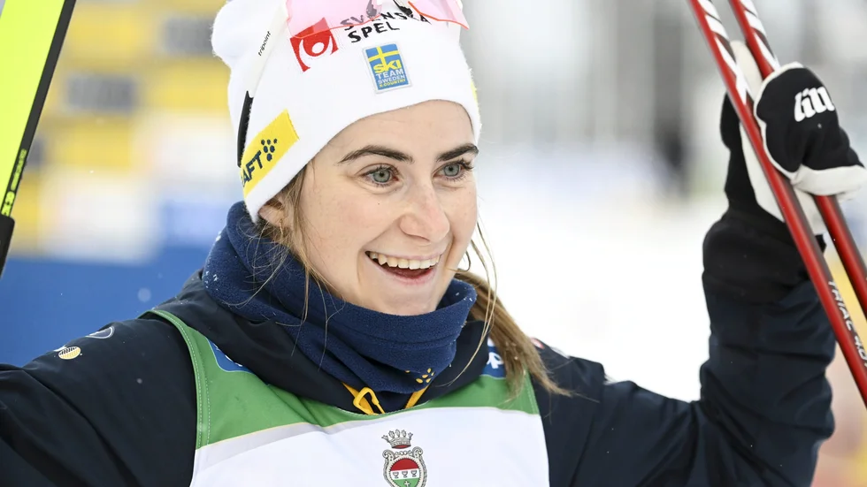 Ebba Andersson jublade efter premiärsegern i Ruka.