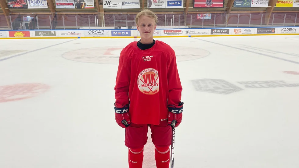 15-årige VIK-forwarden Edvin Svensson kommer att representera SIF-laget i TV-pucken.