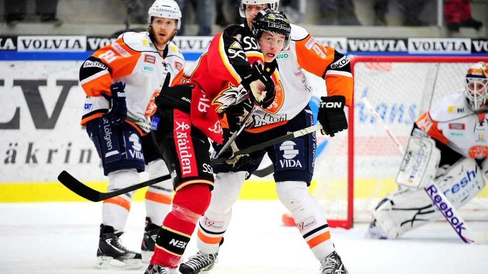 Luleå Hockey-Växjö lakers
Jonas Berglund , Joshua Soares