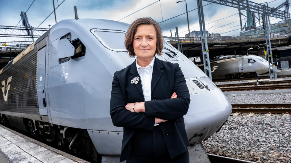 Ett nationellt problem som drabbat tågtrafiken är lokförarbristen. Monica Lingegård, VD på SJ, berättar att de satsat på egen lokförarutbildning och att SJ:s kommersiella trafik inte har någon förarbrist idag. "Sedan är det viktigt att få folk att stanna, att vara en attraktiv arbetsgivare", säger hon.