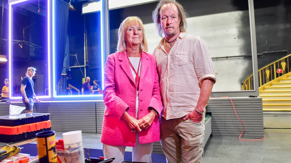 En publikgräns på 500 personer räcker inte för Oscarsteatern som drivs av Vicky von der Lancken, teaterchef och sonen Johan von der Lancken, producent.