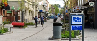 Kunderna i centrum trängs bort