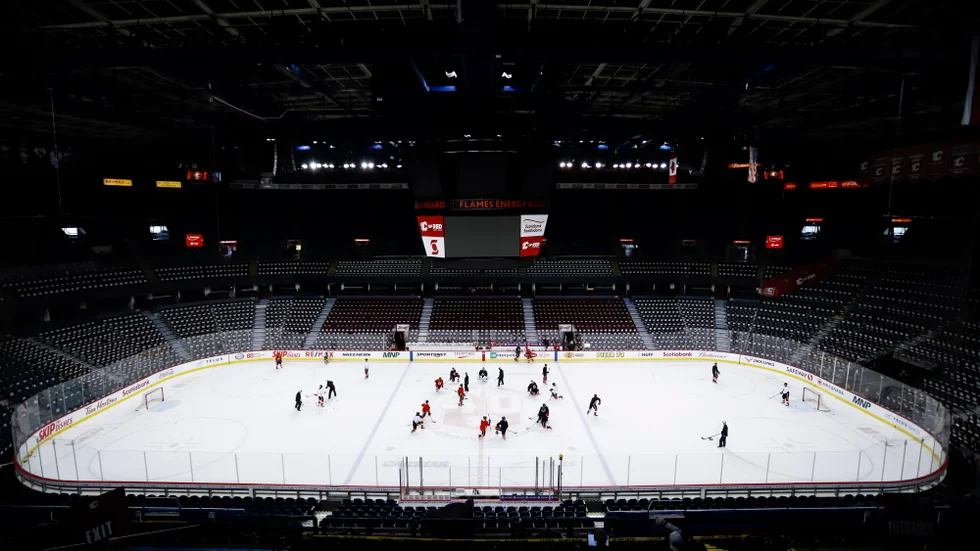 Calgary tränar inför omstarten nästa vecka. Bild från i torsdags.