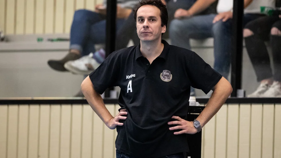 Boden Handboll-tränaren tippar sitt lag sitt i SHE.