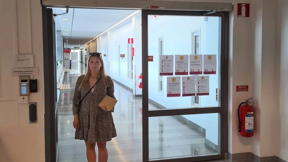 Samtidigt som Josefina Nicklasson är besviken över feldiagnoseringen på Vårdcentralen är hon tacksam och imponerad över vården hon fått på Mälarsjukhuset. "Jag vill verkligen hylla dem", säger hon.