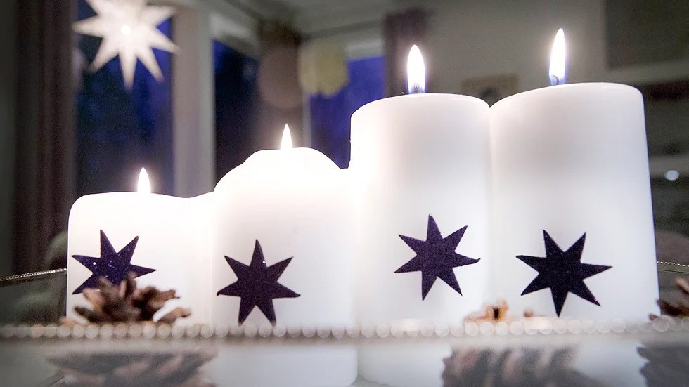 Skribenten vill påminna om att det är Jesus födelse vi firar i juletider. 