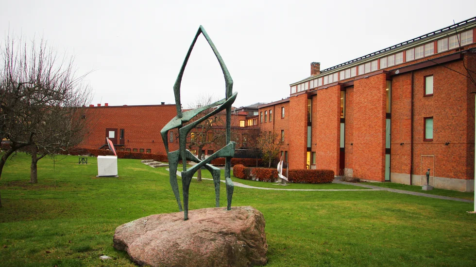 Skulpturparken är en av alla institutioner som figurerar som flyttobjekt i Nofrköpings kulturdebatt. 
