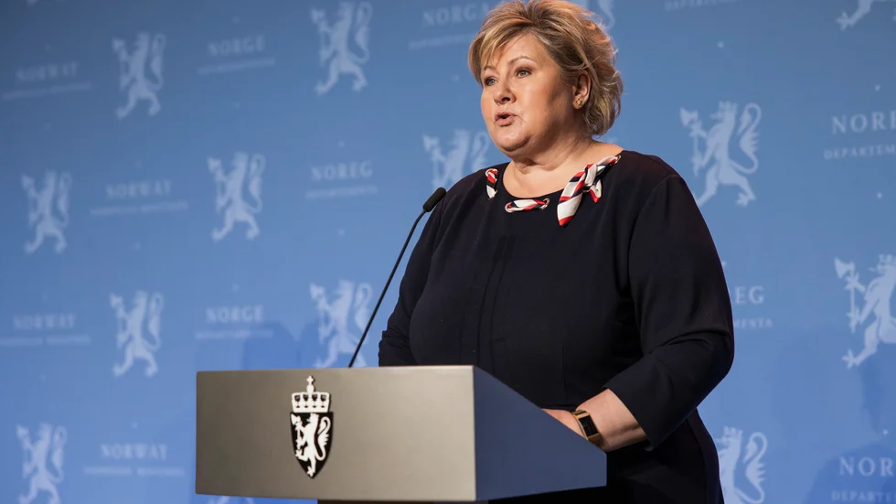 Norges statsminister Erna Solberg under en tidigare presskonferens om coronasituationen i landet. Arkivbild.