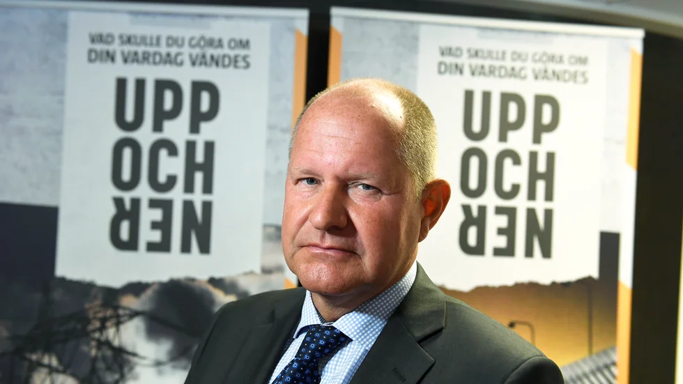 Politiken tillsätter chefer som inte har sin kompetens eller sin identitet i det område för vilket de ska ansvara, menar ledarskribenten apropå stormen kring MSB:s generaldirektör Dan Eliasson.