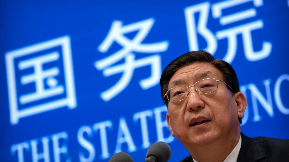 Kinas vice hälsominister Zeng Yixin vid en tidigare pressträff i december i fjol.